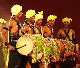 Dollu-Kunitha