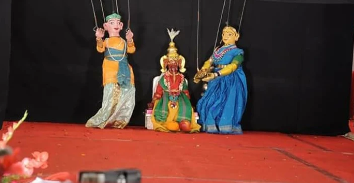 puppet-show